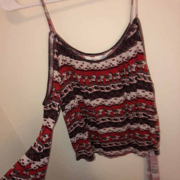 H&M Top - Picture 2 of 3